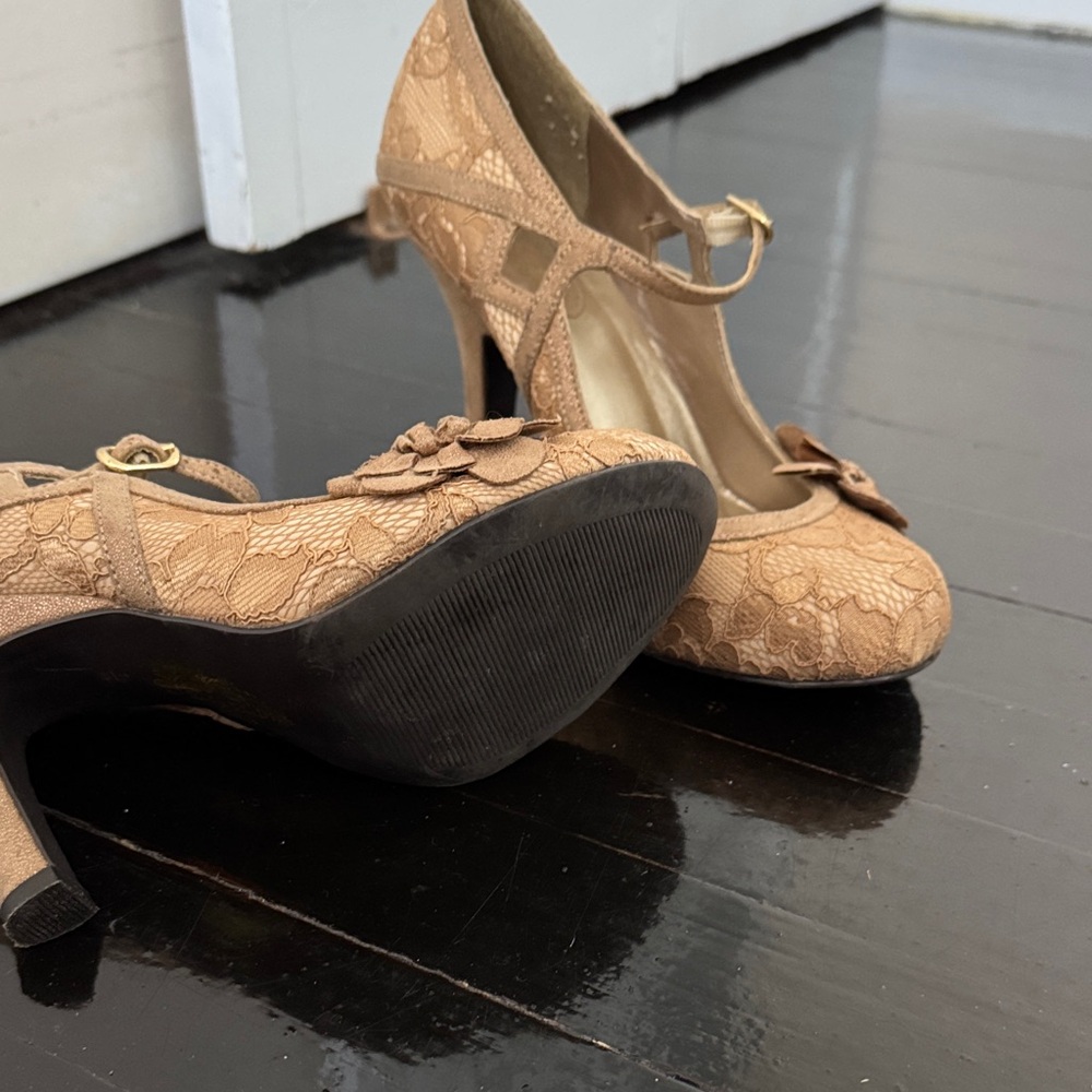 Ruby Shoo Tan Lace Women's Heels
